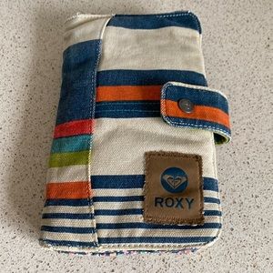 ROXY Fabric/Washable Wallet